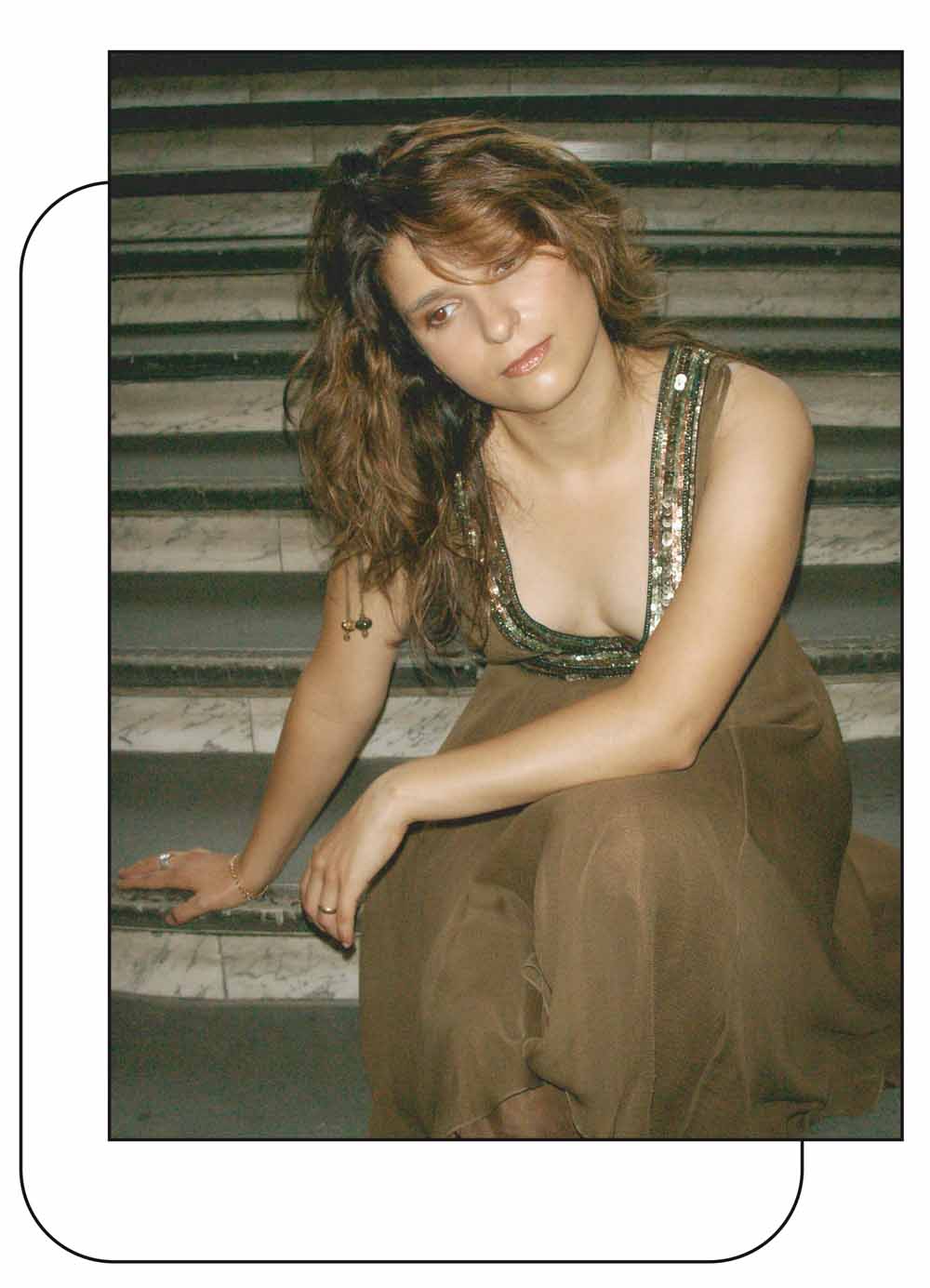 Sandrine R